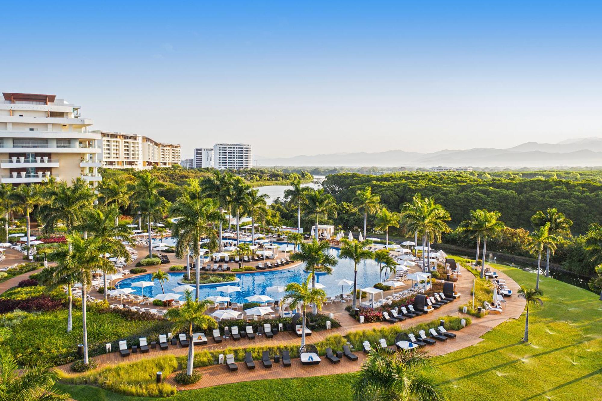 Bon Park Hotel At Vidantaworld Nuevo Vallarta Exterior photo